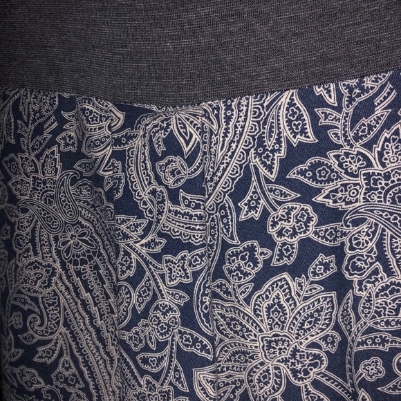 💐ONE OF A KIND! Long sleeve flowy shirt - Picture 5 of 6